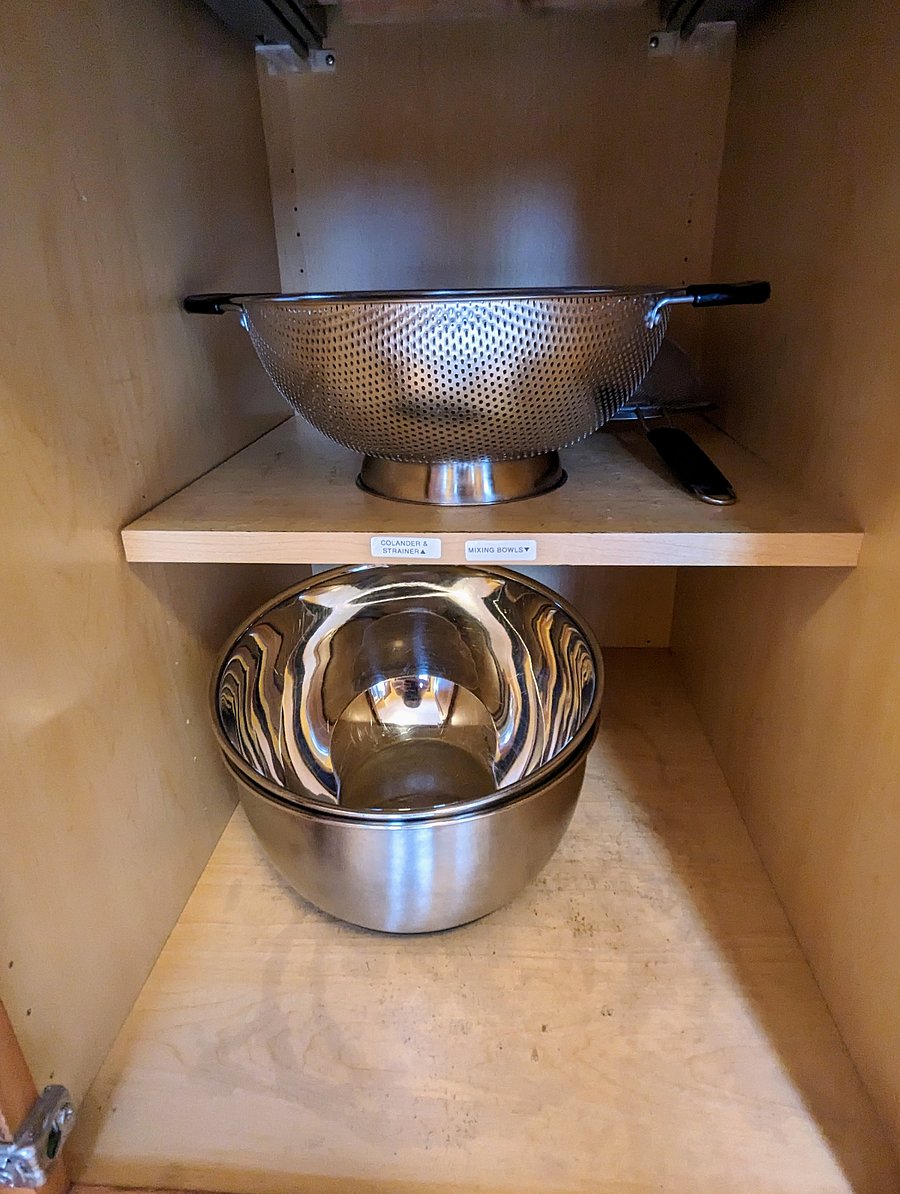 Mixing bowl and colander