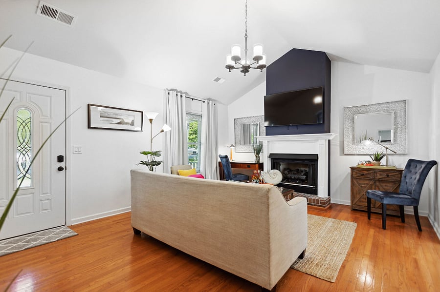 Furnished Finder property 736091_1 photo 3
