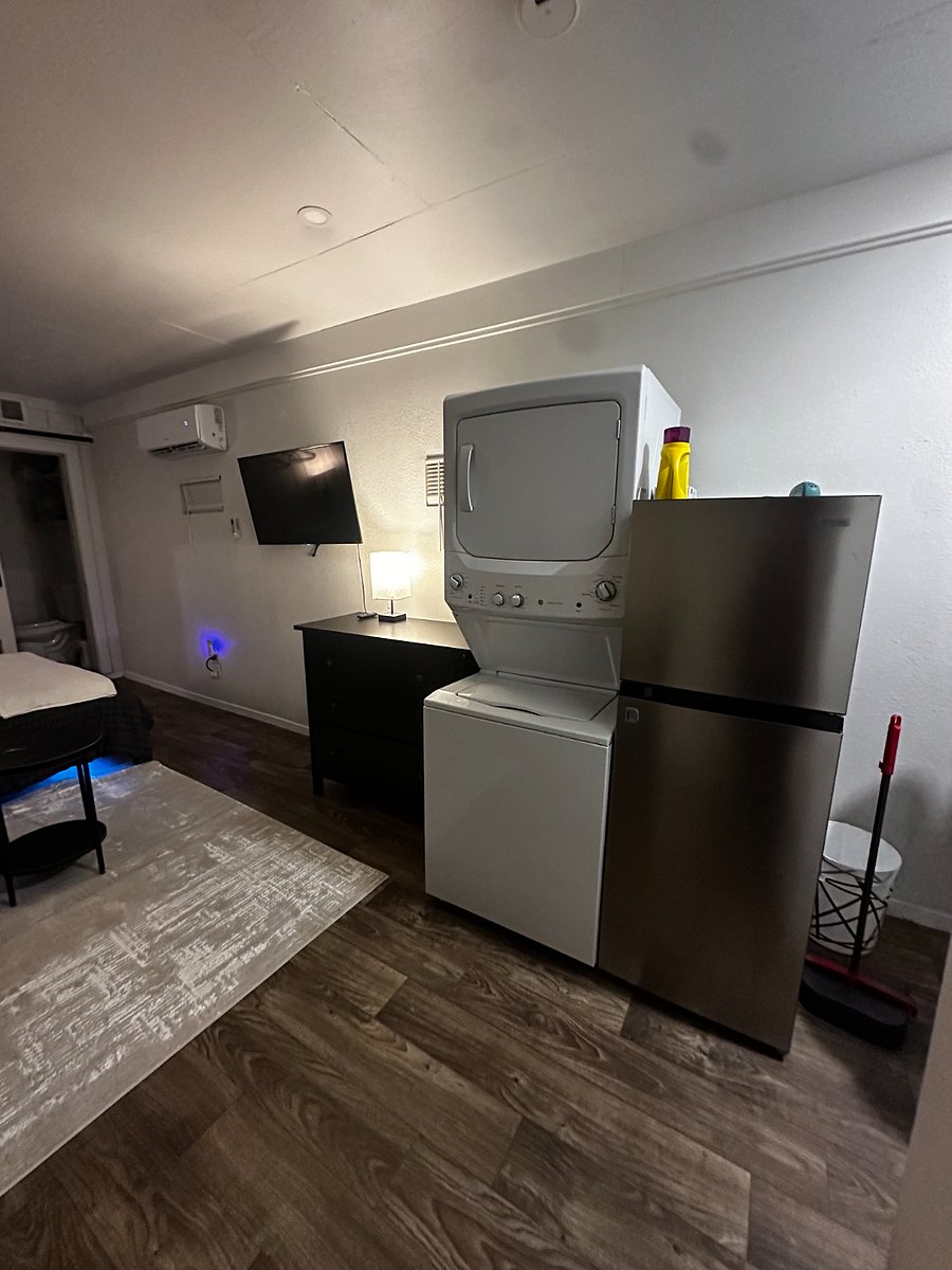 Furnished Finder property 736097_1 photo 23