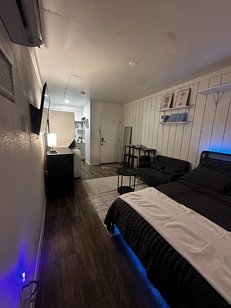 Furnished Finder property 736097_1 photo 26