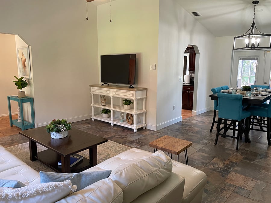 Furnished Finder property 736100_1 photo 7