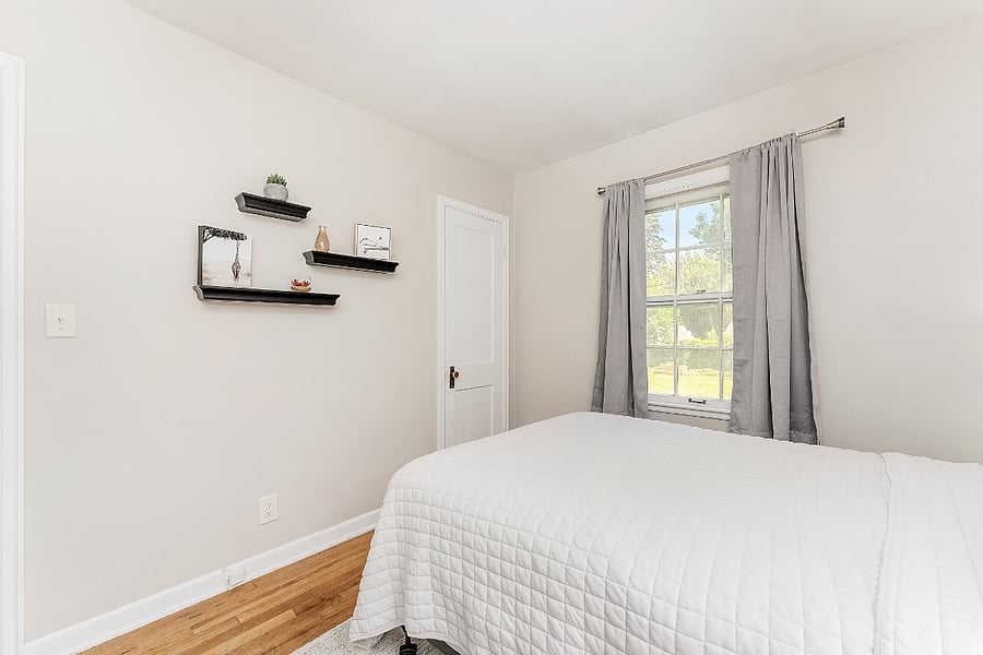 Furnished Finder property 736101_1 photo 9
