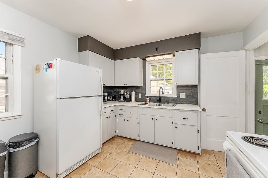 Furnished Finder property 736101_1 photo 13