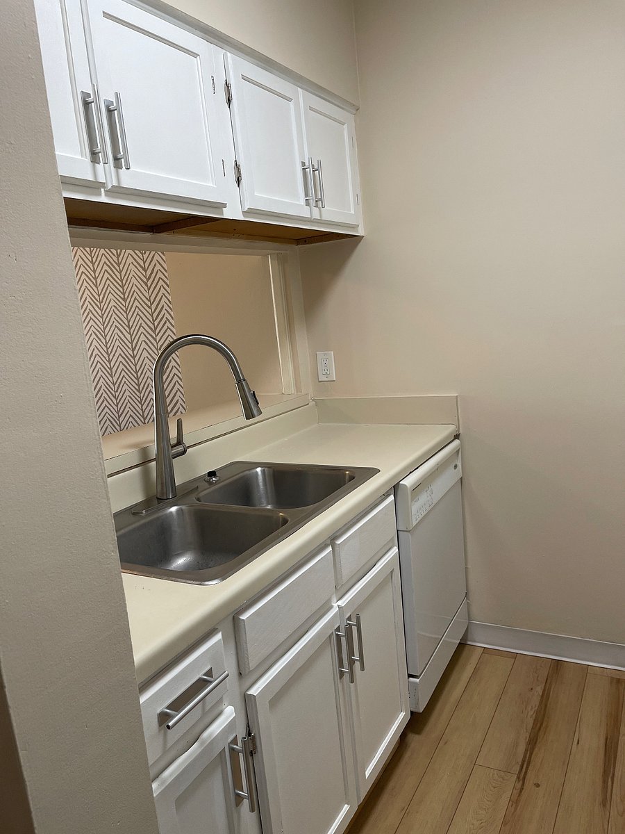 Furnished Finder property 736110_1 photo 4
