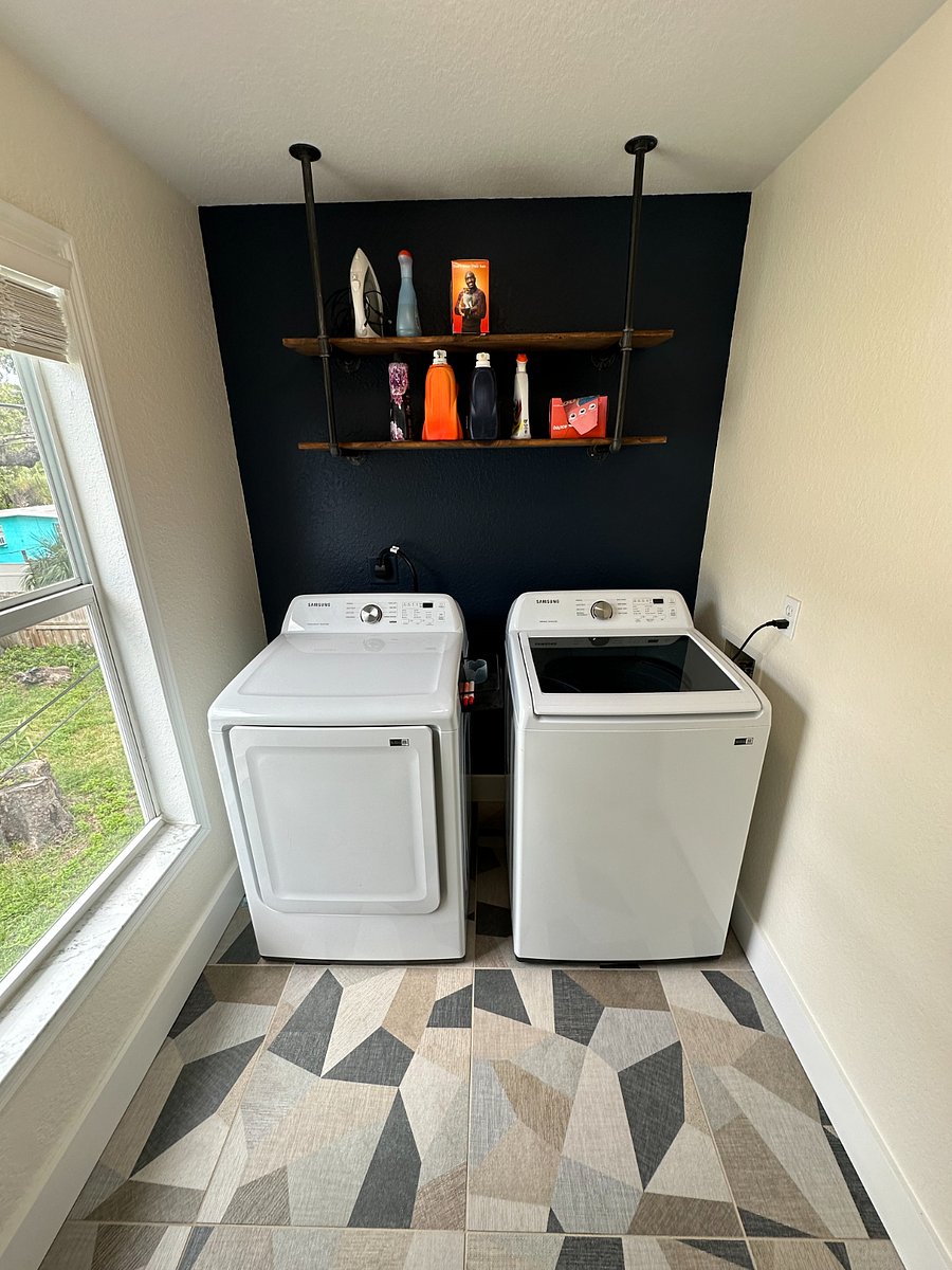 In- unit laundry located on the 2nd floor