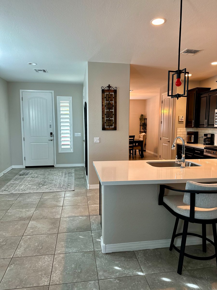 Furnished Finder property 736120_1 photo 4
