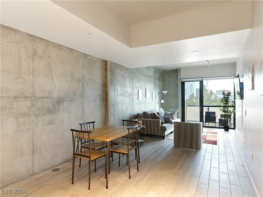 Furnished Finder property 736138_1 photo 6