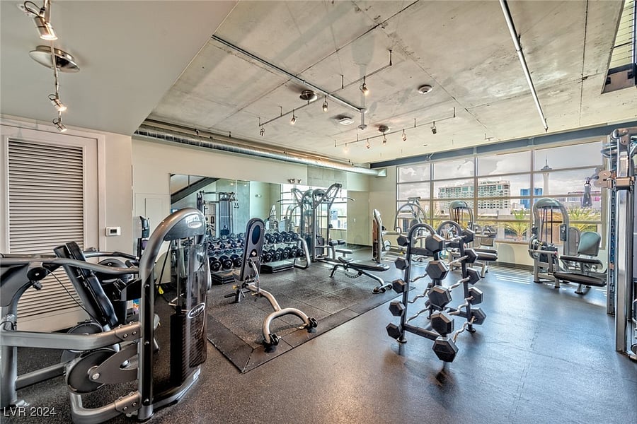 Furnished Finder property 736138_1 photo 15