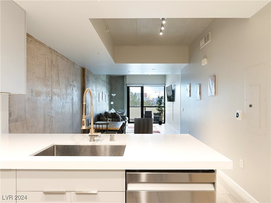 Furnished Finder property 736138_1 photo 4
