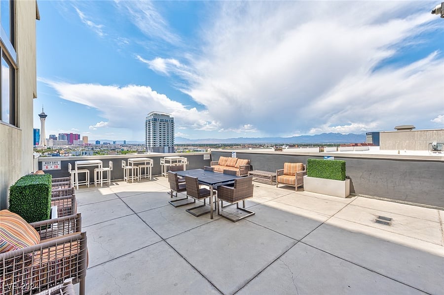 Furnished Finder property 736138_1 photo 16