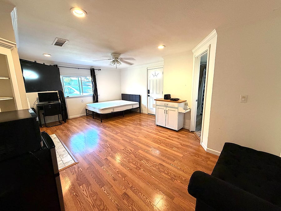 Furnished Finder property 736148_1 photo 3