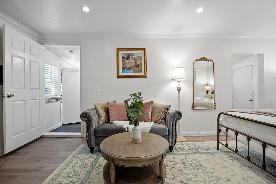 Furnished Finder property 736149_1 photo 4