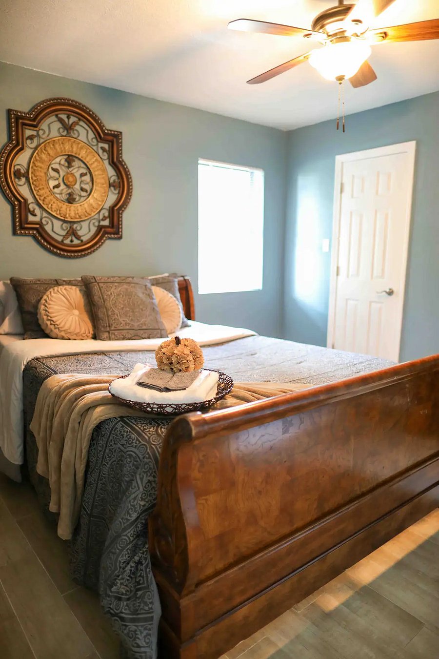 Furnished Finder property 736196_1 photo 32