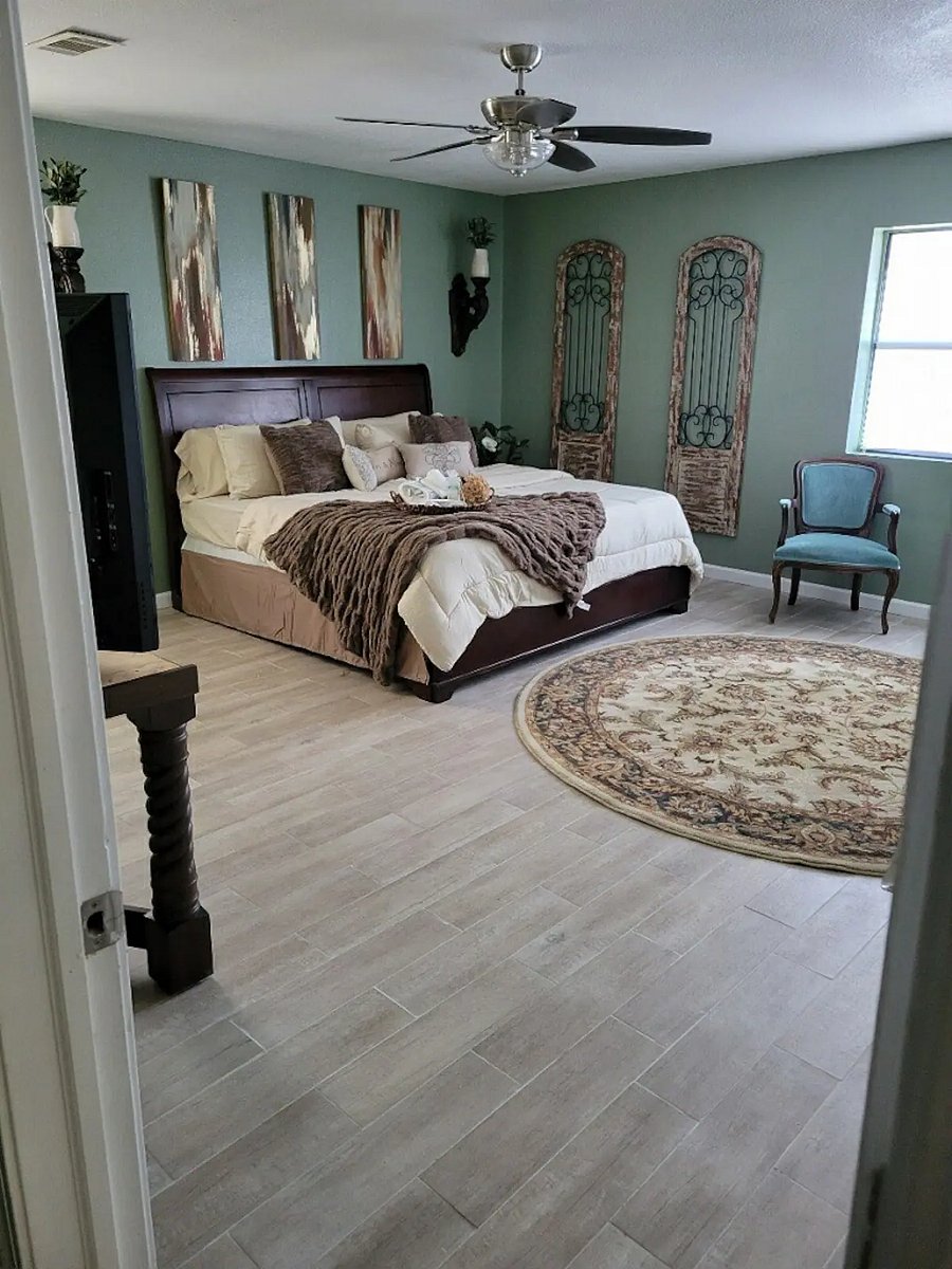 Furnished Finder property 736196_1 photo 23