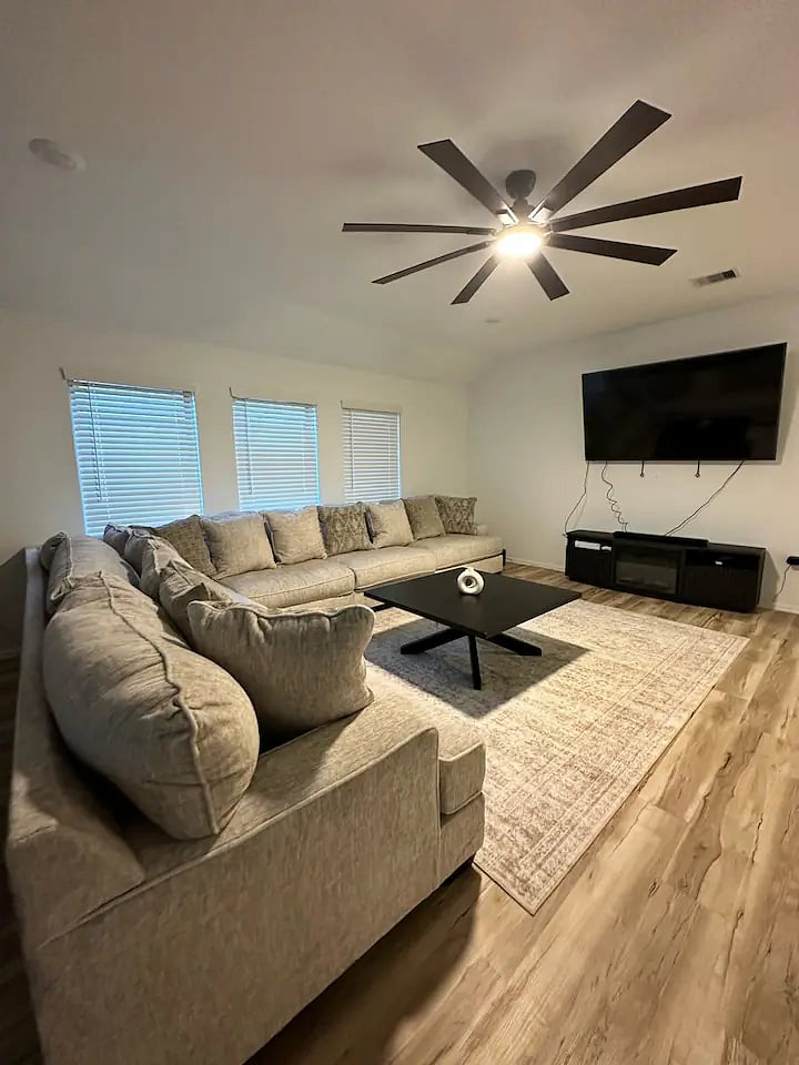 Furnished Finder property 736214_1 photo 3