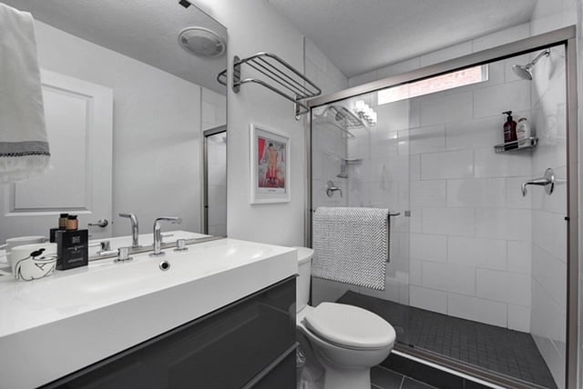 Furnished Finder property 736220_1 photo 27