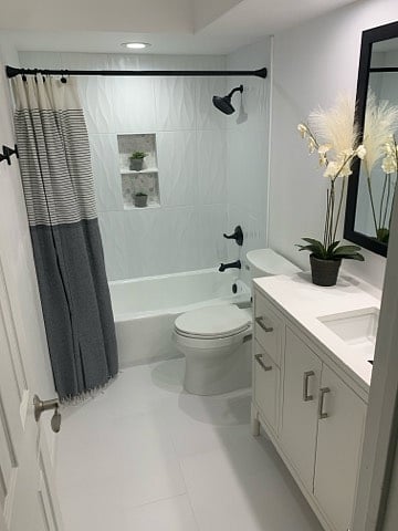 3rd Bathroom on Second Floor
Towels In Cabinet with Toiletries