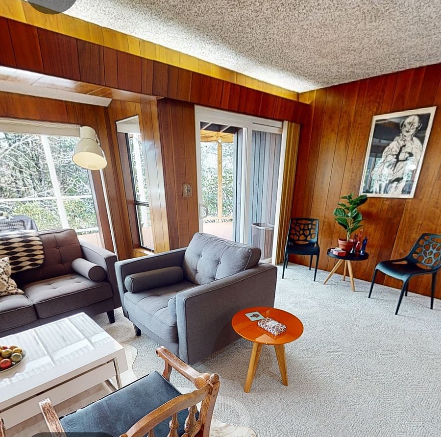 End of living area #2, one of two sliders pictured.