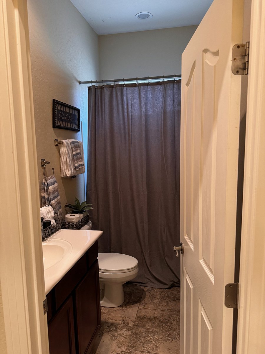 Furnished Finder property 736437_1 photo 23