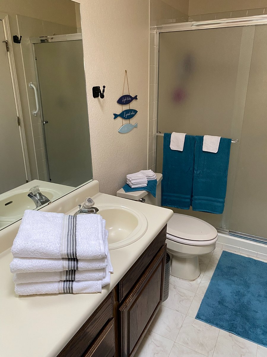 Master Bath with double sinks and walk in shower