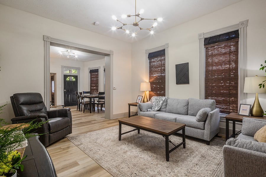 Furnished Finder property 736501_1 photo 1