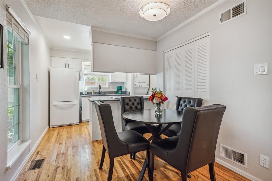 Furnished Finder property 736502_1 photo 4