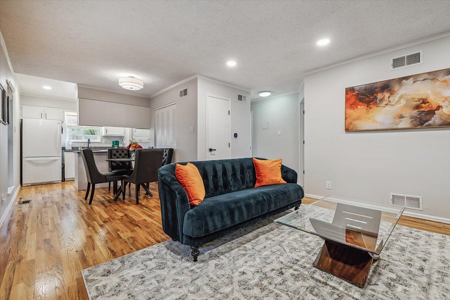 Furnished Finder property 736502_1 photo 7