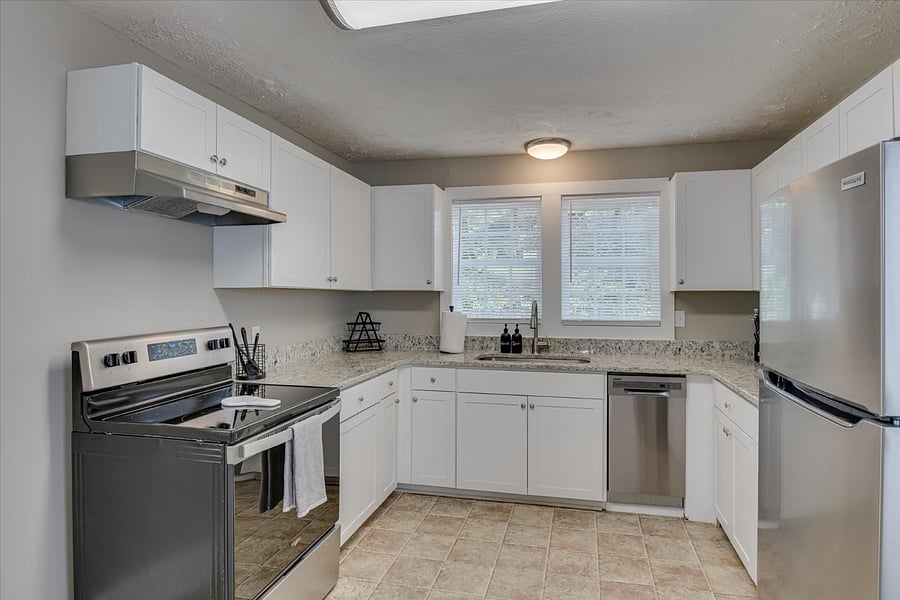 Furnished Finder property 736530_1 photo 13