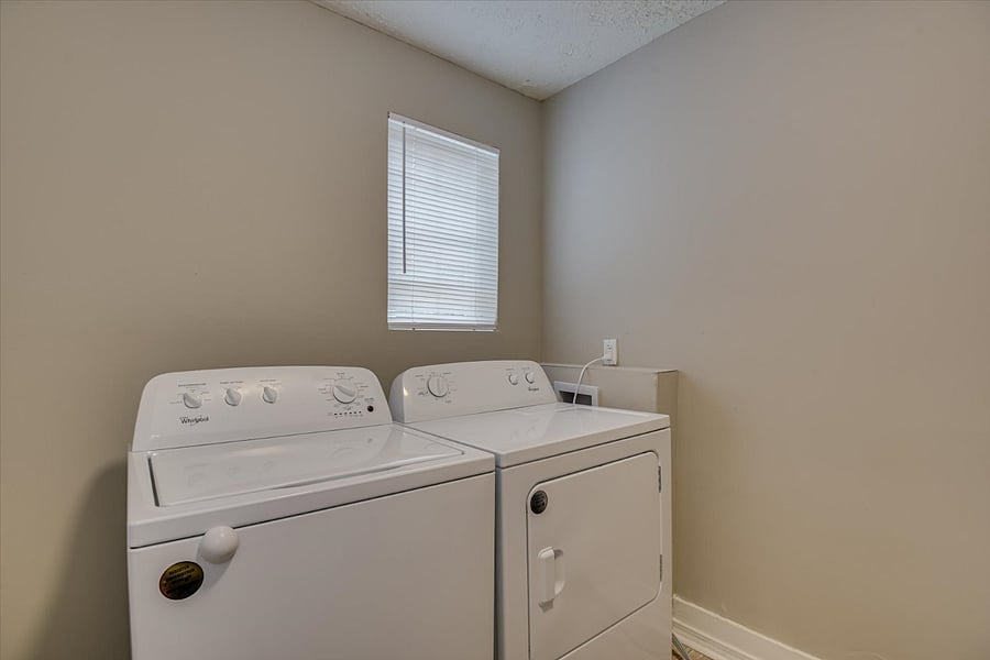 Furnished Finder property 736530_1 photo 26
