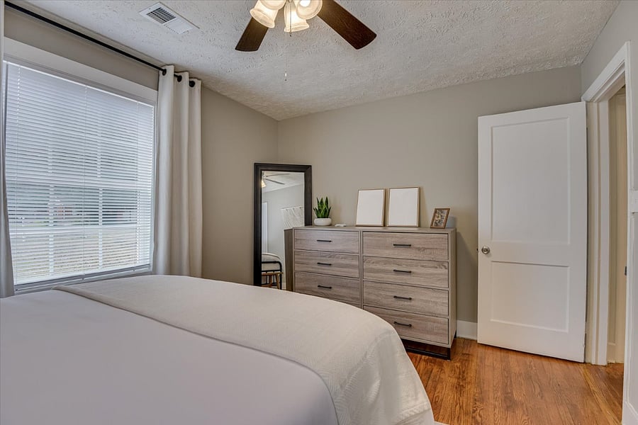 Furnished Finder property 736530_1 photo 18