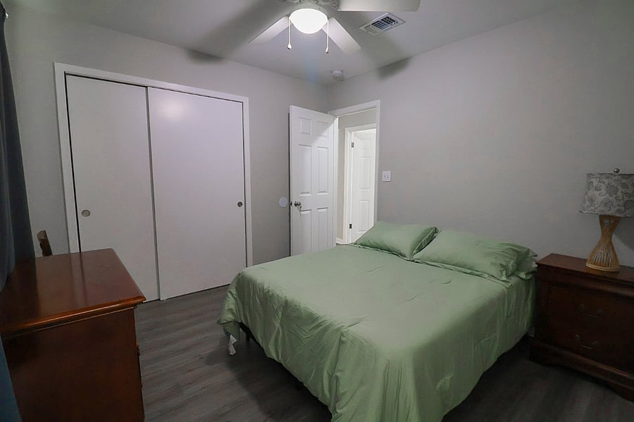 Furnished Finder property 736570_1 photo 2