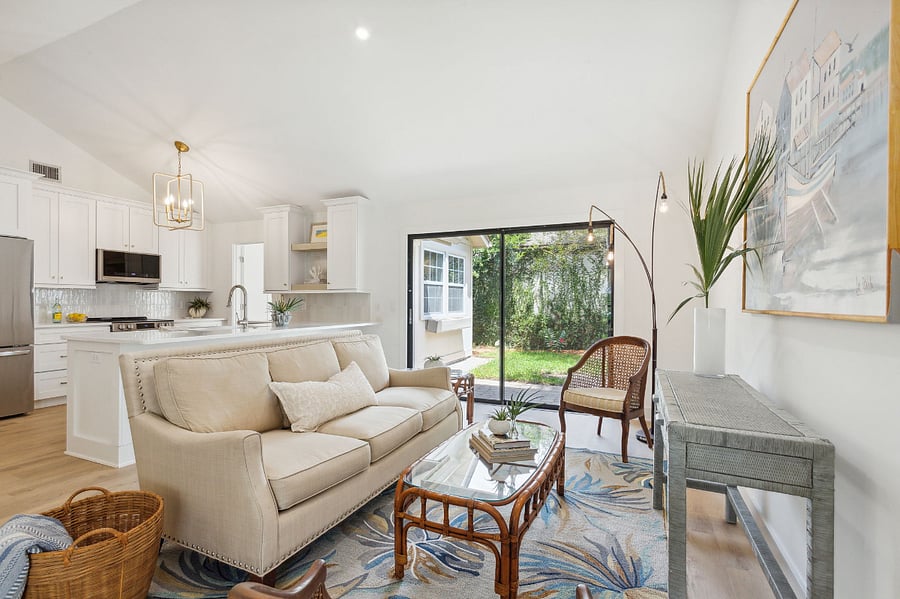 Furnished Finder property 736597_1 photo 1