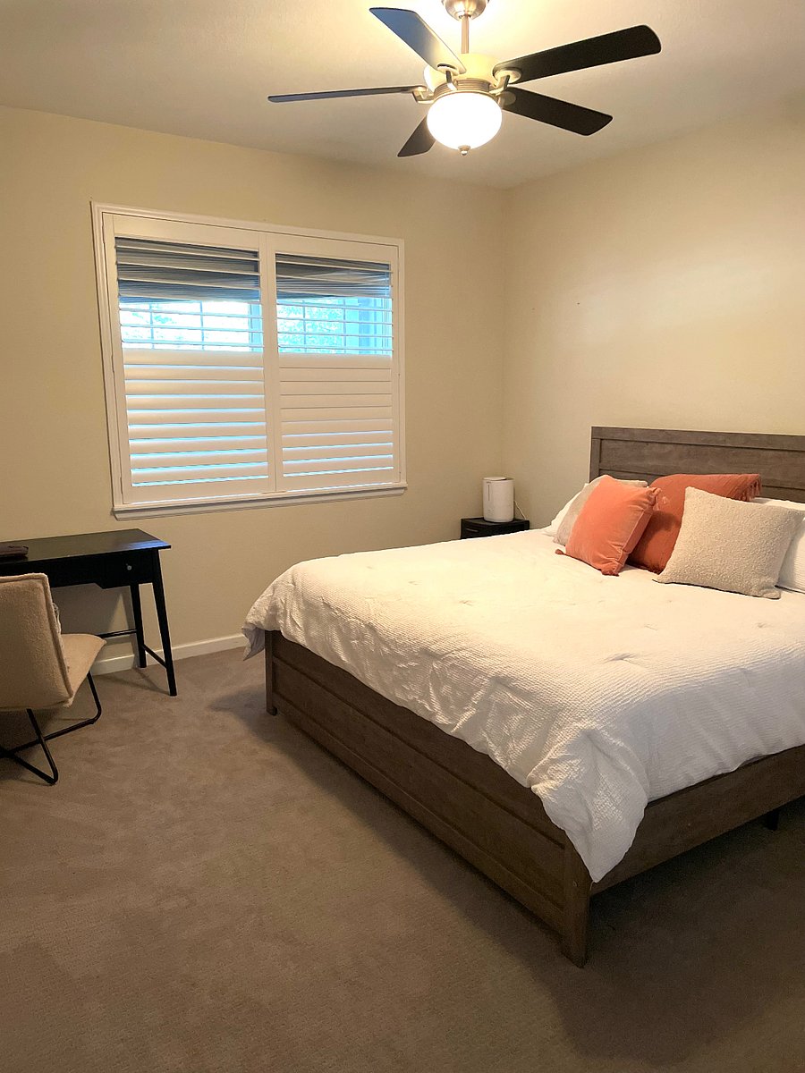 Private Master King Bedroom
