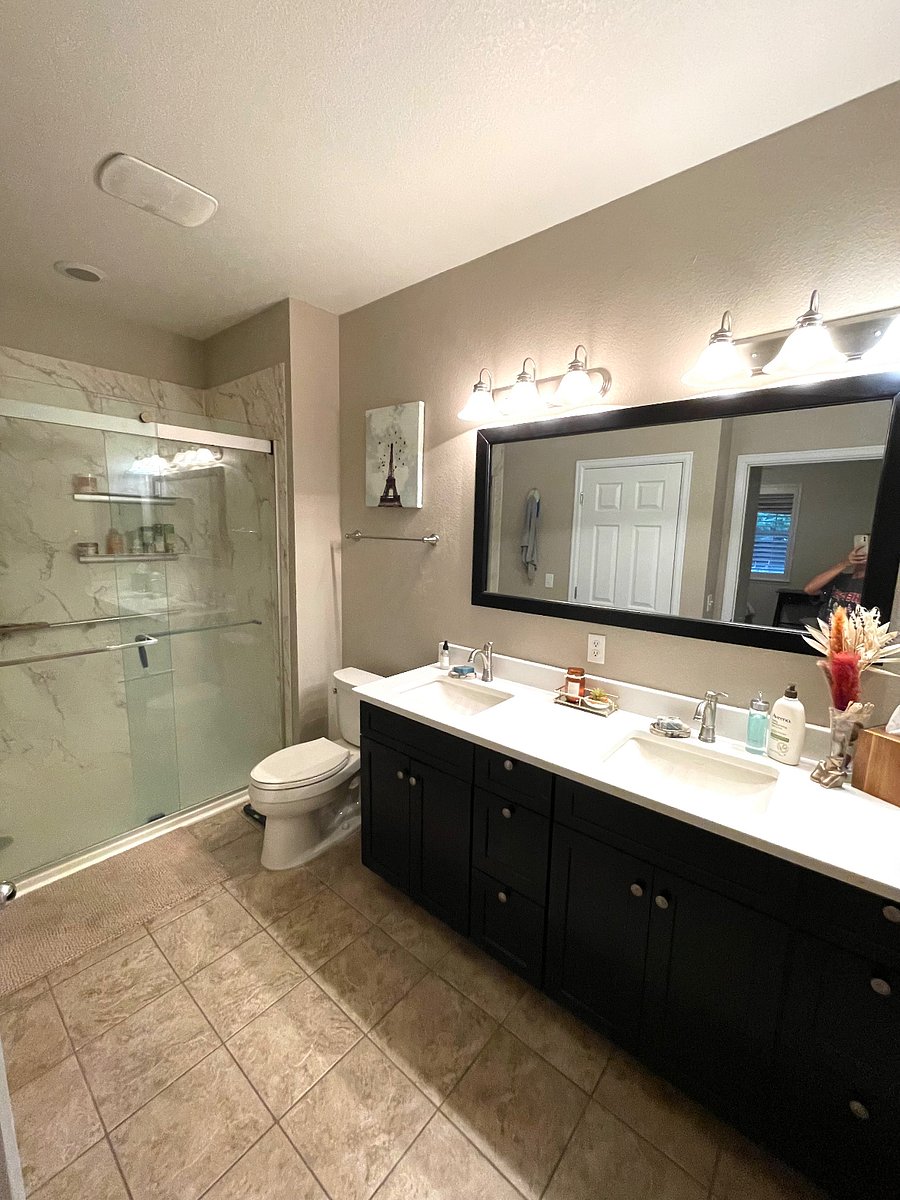 Private bathroom in bedroom