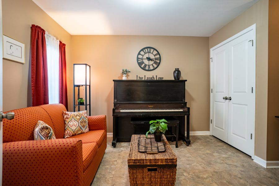 Office space with additional full size sofa bed.