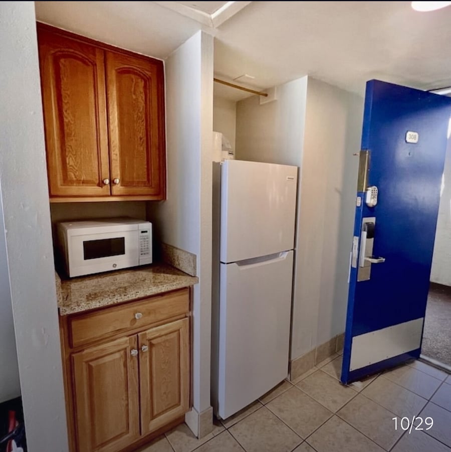 Furnished Finder property 736733_1 photo 11