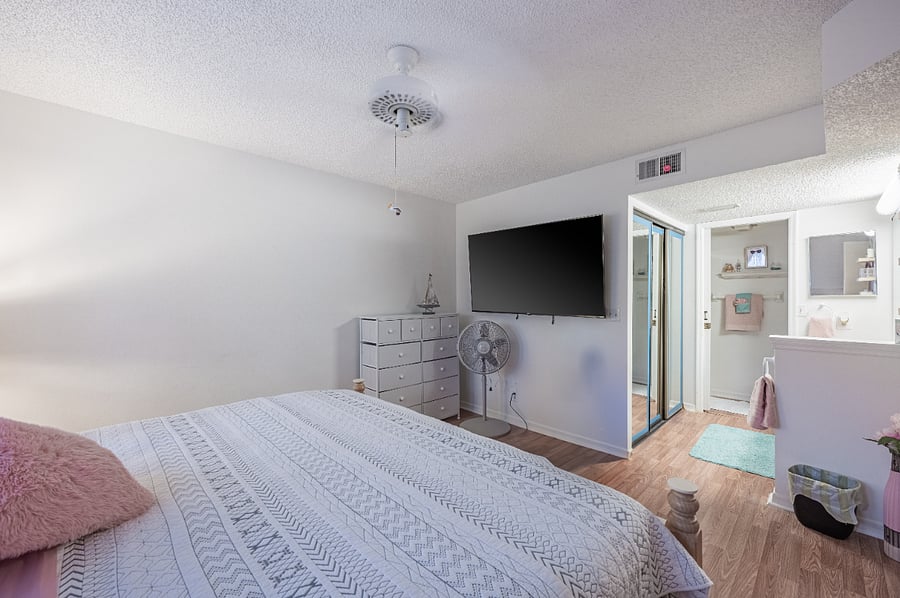 Furnished Finder property 736811_1 photo 17