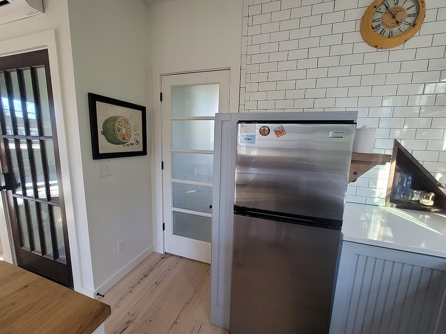 Fridge & Coffee Bar