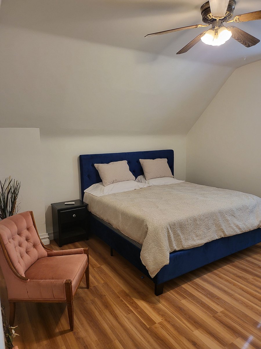 King size bed, closet and space for additional single bed or working desk as required by customer