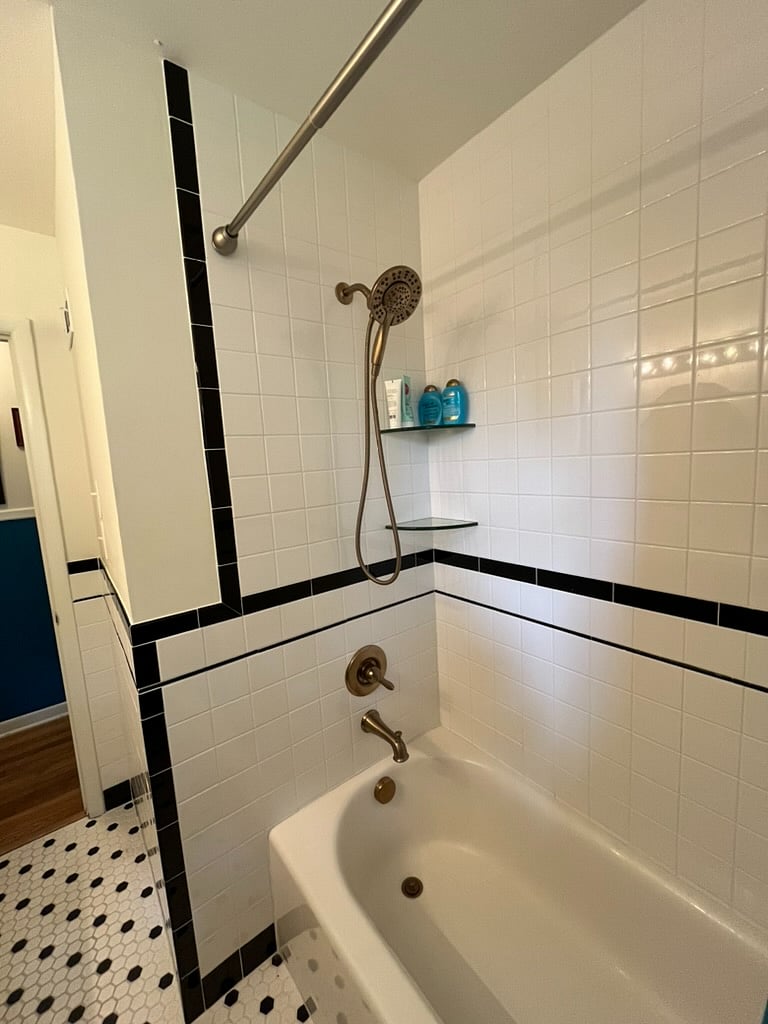 Shared bath