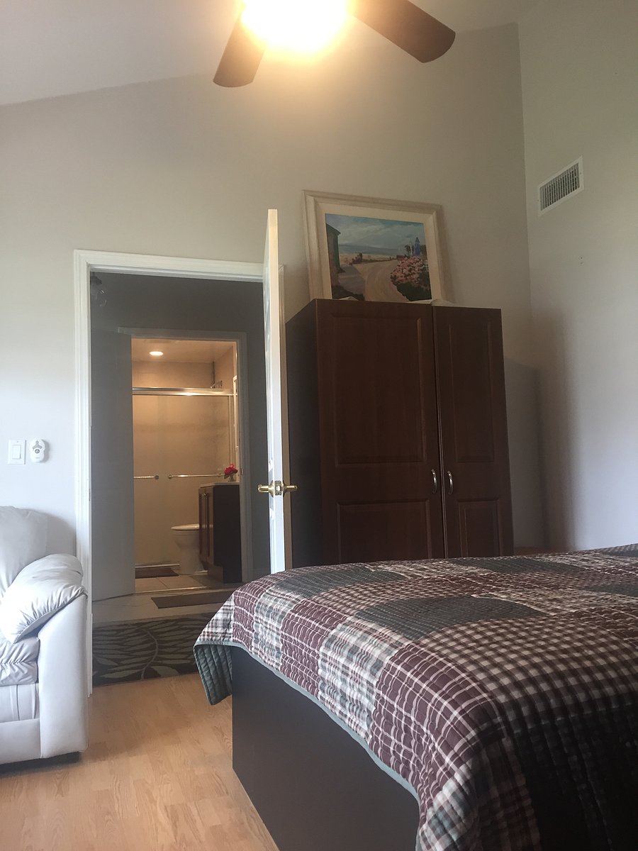 Furnished Finder property 736843_2 photo 14
