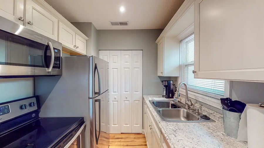 Furnished Finder property 736854_1 photo 12
