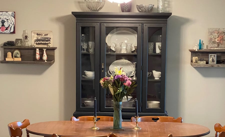 If youre looking to share a meal, the dining area easily offers roomy seating for six. If a work-space is needed, create privacy by closing the doors. Theres plenty of room to spread out while you get your work done.