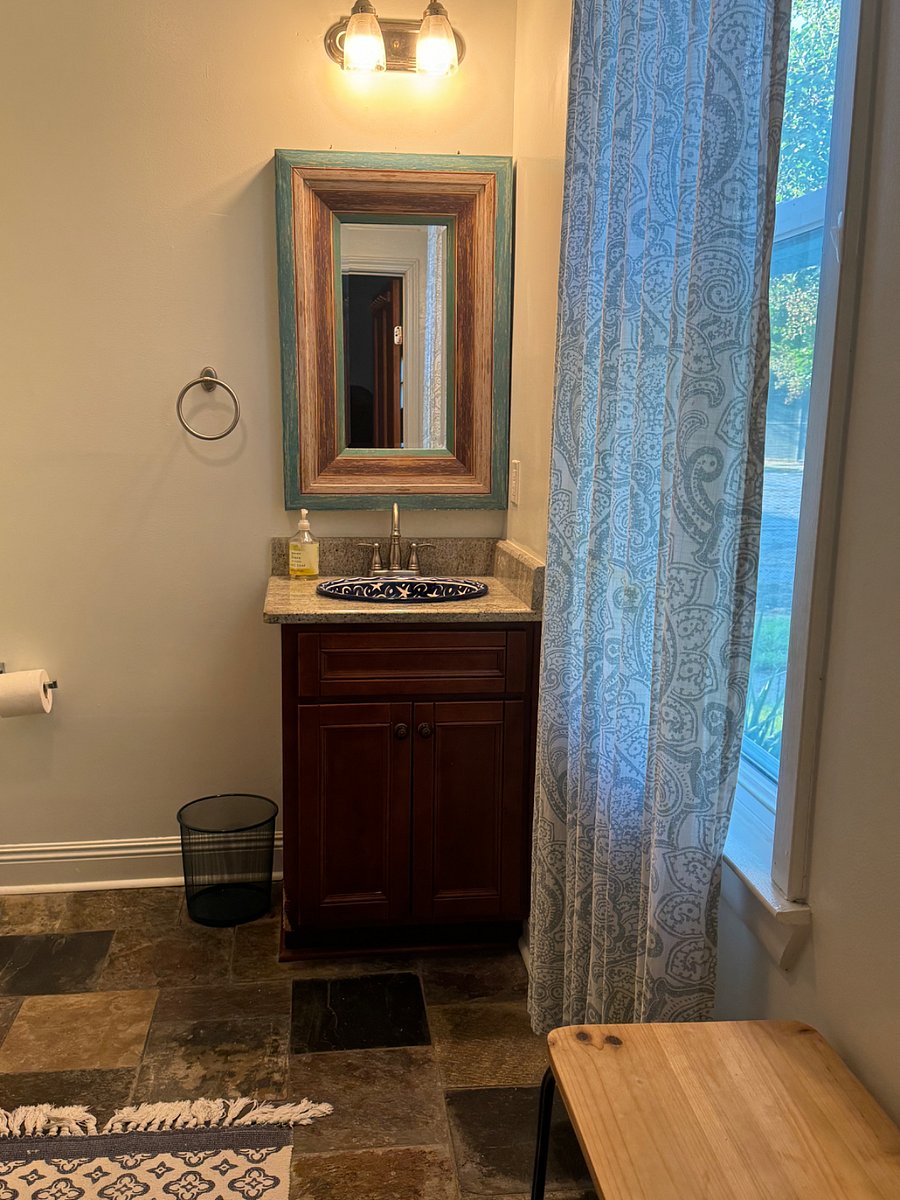 Furnished Finder property 736939_1 photo 4
