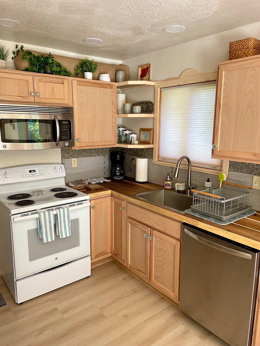 Furnished Finder property 736962_1 photo 10