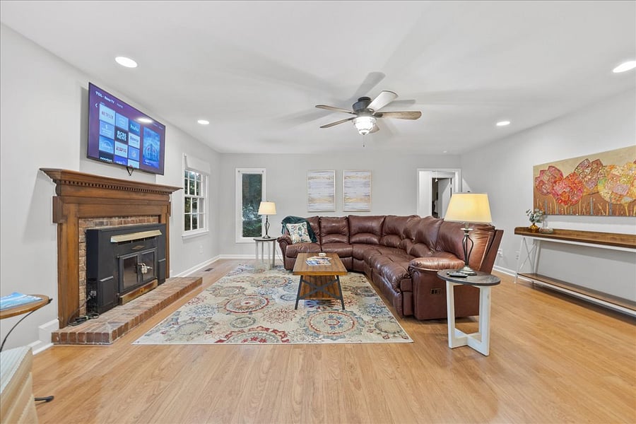 Furnished Finder property 736977_1 photo 25