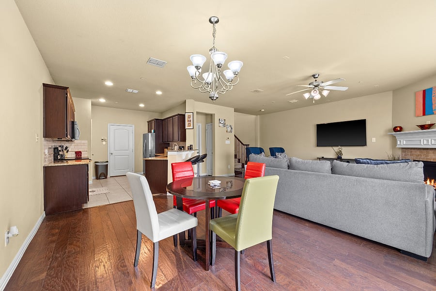 Furnished Finder property 737000_1 photo 7