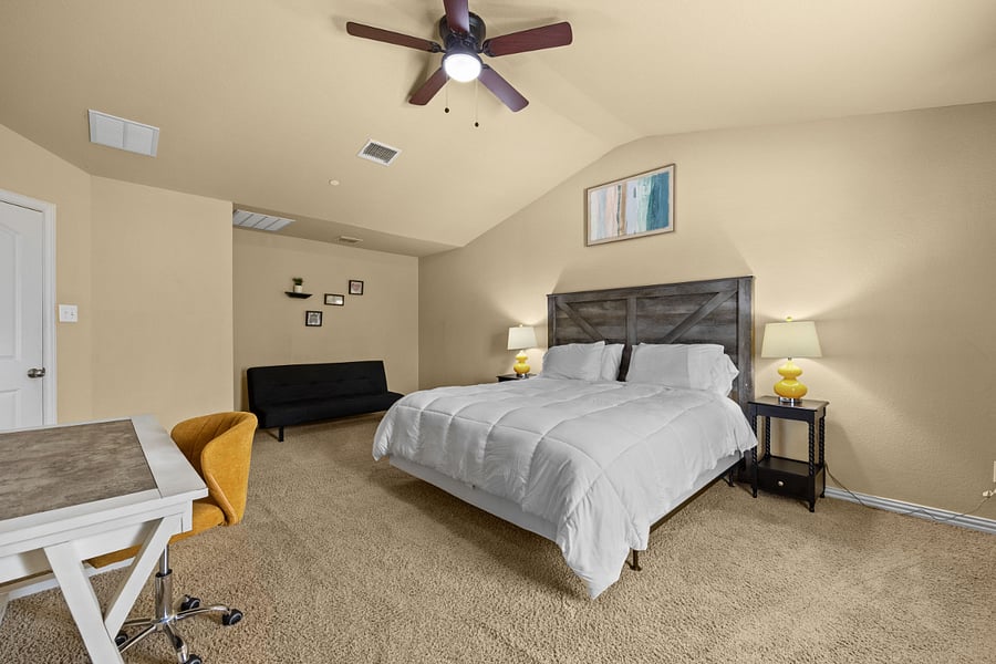 Furnished Finder property 737000_1 photo 11
