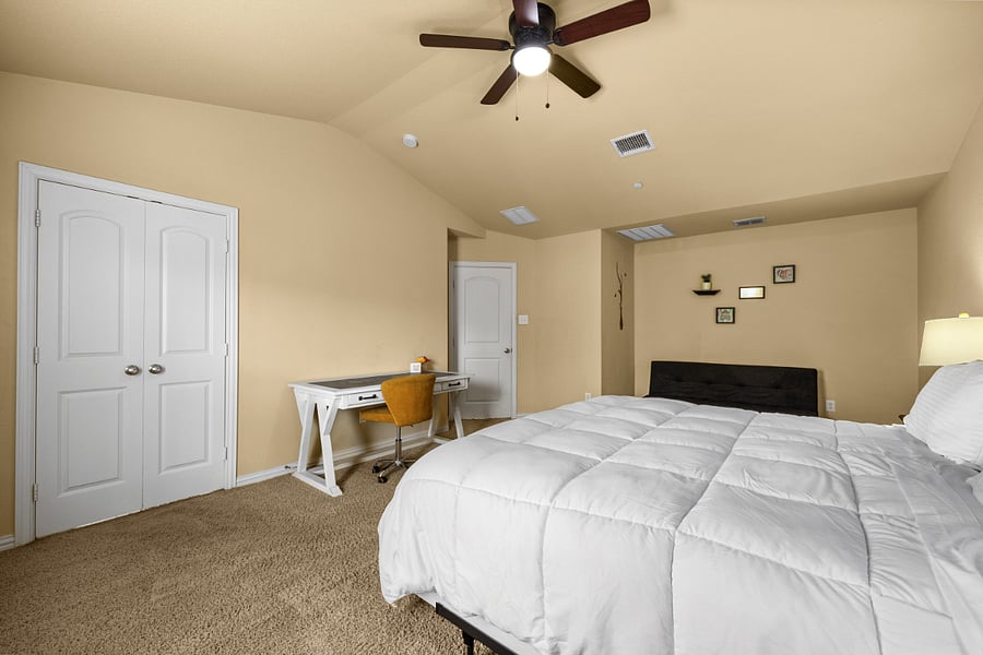Furnished Finder property 737000_1 photo 12