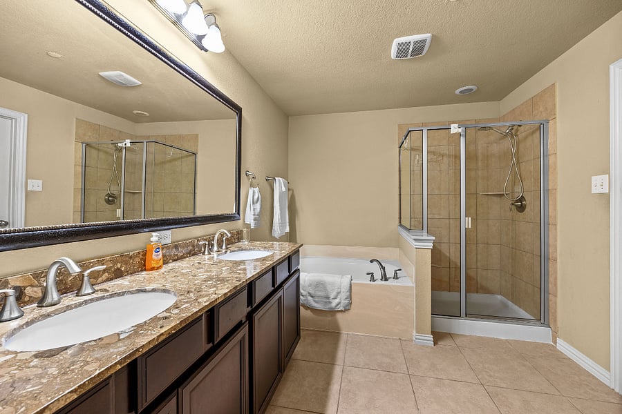 Furnished Finder property 737000_1 photo 13